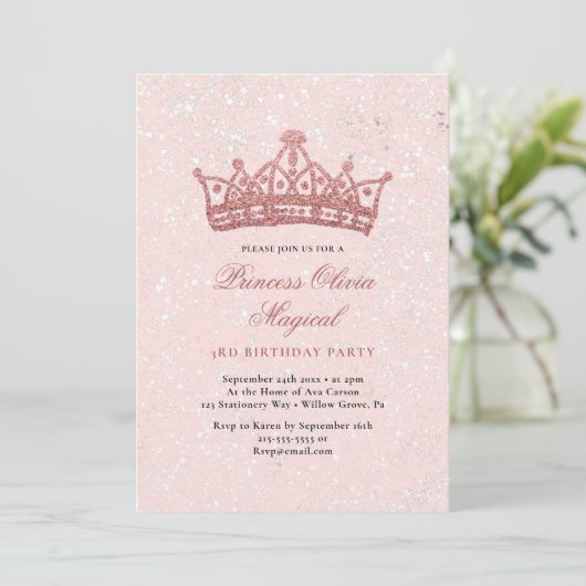 Roze & Sparkle met een Glittery Crown Verjaardag Kaart (Staand voorkant)