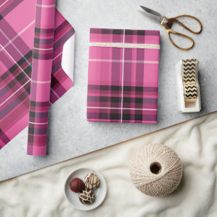 Roze speldenroze cadeaupapier