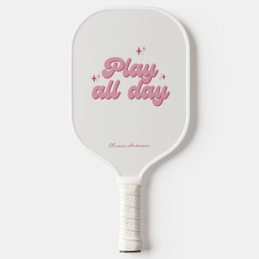 Roze Spelen De hele Dag Retro Gepersonaliseerde Na Pickleball Paddle (Voorkant)