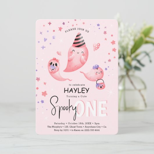 Roze Spooky ONE Ghost Girl Halloween 1ste verjaard Kaart (Staand voorkant)