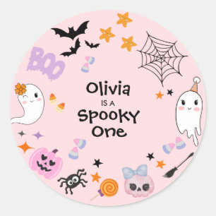 Roze Spooky One Schattige Ghost Halloween 1st Birt Ronde Sticker
