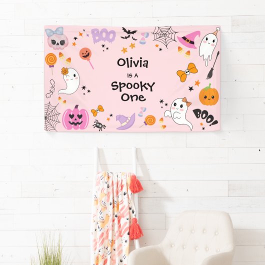 Roze Spooky One Schattige Ghost Halloween 1st Birt Spandoek (Insitu)