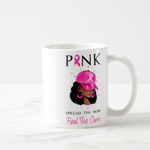 Roze spreid de hoop uit en vindt de zuivere borstk koffiemok