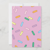 Roze Sprinkles Donut Verjaardag Brunch Kaart (Achterkant)