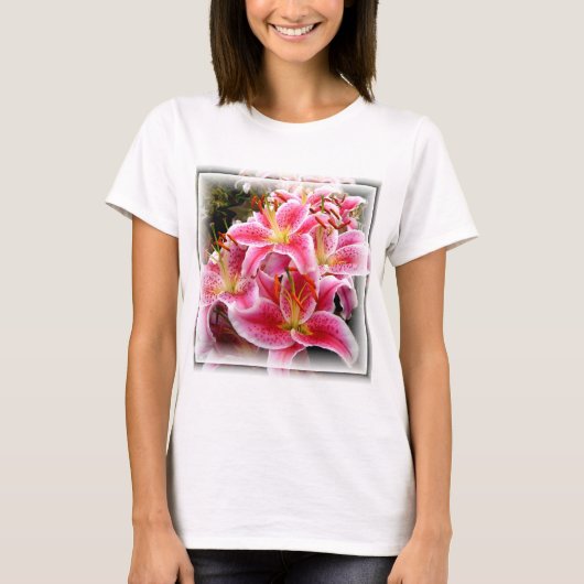 Roze Stargazer Lilies T-shirt (Voorkant)