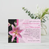 Roze Stargazer Lily Wedding uitnodiging 2 (Staand voorkant)