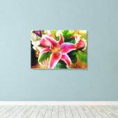 Roze Stargazer Lily Wrapped Canvas Afdruk (Insitu (Houten vloer))