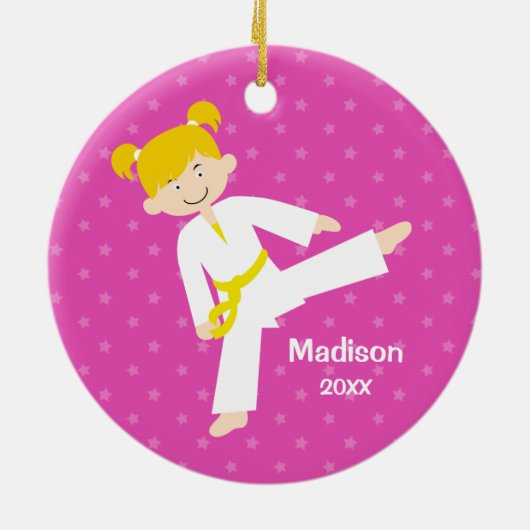 Roze Stars Taekwondo Blonde Girl gepersonaliseerd Keramisch Ornament (Achterkant)