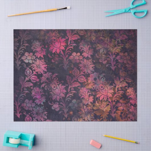 Roze Stencil Flowers op donkere ontkoppeling Tissuepapier (Craft)