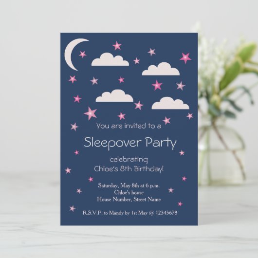 Roze sterren Clouds Blue Birthday Sleepover Party Kaart (Staand voorkant)