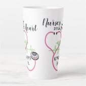 Roze Stethoscoop EKG verpleegsters zijn allemaal h Latte Mok (Voorkant)