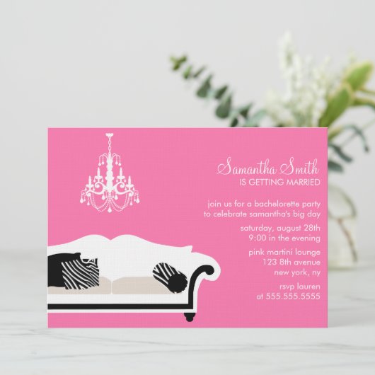 Roze stijlvolle bank en kroonluchter feest kaart (Staand voorkant)