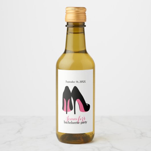 Roze Stilettos Girls Night Out Bachelorette Party Wijn Etiket (Voorkant)