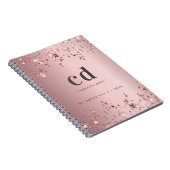 Roze stoffige roos monogram sparkle stars notitieboek (Rechterzijde)