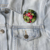 Roze stokrozen ronde button 5,7 cm (In situ)