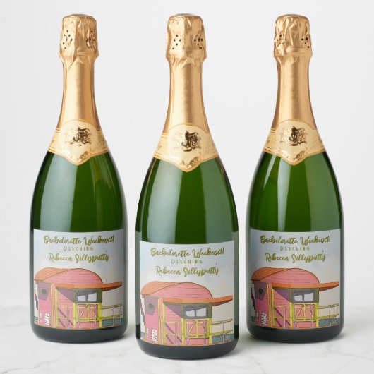 Roze strandwacht vibes vrijgezellenweekend sparkling wijnetiket (Flessen)