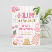 Roze streep Fun in de zon strand uitnodiging (Staand voorkant)