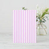 Roze Strepen Aangepaste Trouw Bruiloft Uitnodiging (Staand voorkant)