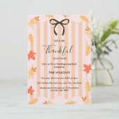 Roze strepen herfstbladeren Thanksgiving Diner Kaart (Staand voorkant)