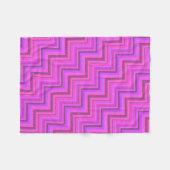 Roze strepen trappenpatroon fleece deken (Voorkant (Horizontaal))