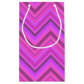 Roze strepen zigzagpatroon klein cadeauzakje (Achterkant)
