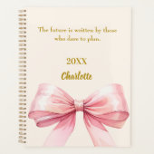 Roze strik beige crème inspirerende quote 2026 planner (Voorkant)