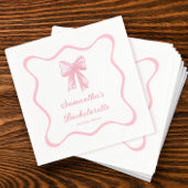 Roze strik die de knoop legt vrijgezellenfeest servet