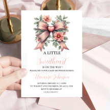 Roze strik en bloemrijke kleine schat baby shower