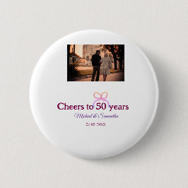 Roze strik juicht om 50 jaar trouwdag ronde button 5,7 cm