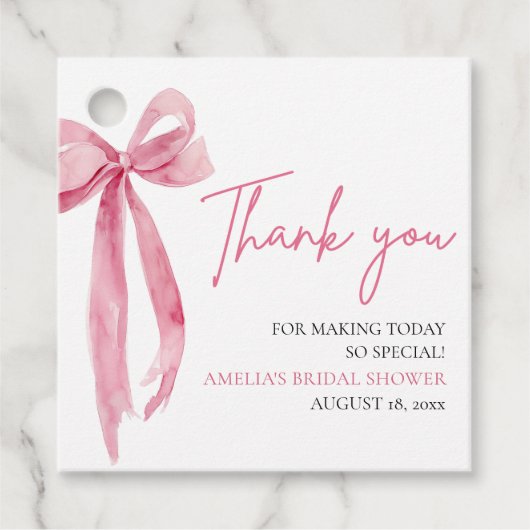 Roze Strik Zij Krijgt een Ring Bruidsfeest Bedankjes Labels (Voorkant)