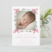 Roze Strikken Groene Kerstbessen Baby Aankondiging (Staand voorkant)