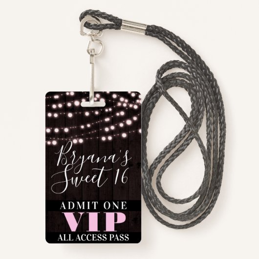 Roze String Lights Sweet 16 Party VIP Pass Badge (Voorkant met draagriem)
