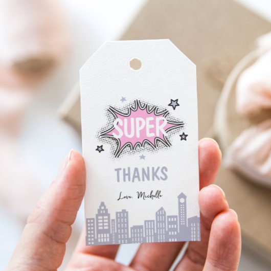 Roze stripboek superheld verjaardag cadeaulabel