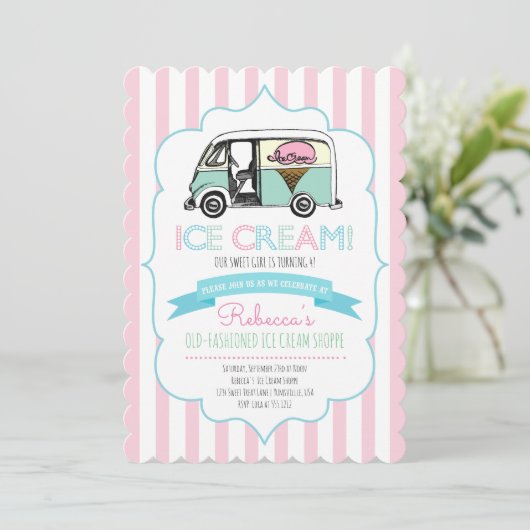 Roze striped Ice Cream Truck Birthday Uitnodiging (Staand voorkant)