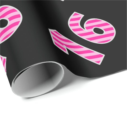 Roze Stripes 16 Event # (Birthday, Jubileum) Cadeaupapier (Rol Hoek)