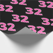 Roze Stripes 32 Event # (Birthday, Jubileum) Cadeaupapier (Hoek)