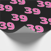 Roze Stripes 39 Event # (Birthday, Jubileum) Cadeaupapier (Hoek)