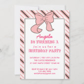 Roze Stripes Ribbon en Bow Birthday Invitation Kaart (Voorkant)