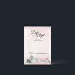 Roze Sunrise Mountain Date Night Advice Kaart<br><div class="desc">Deze Pink Sunrise Mountain huwelijksnachtadvieskaart brengt een klastige en unieke, maar toch eenvoudige en casual aanraking met je trouwreceptie. De zonsopgang en zonsondergang van roze, mauve, perziken, blozen, koraal en stoffig roos, gekust met stervormig goudglitter rond de gestileerde kalligrafietekst brengen een vreedzame, minimale natuur voor de waterverf die grijze bergen...</div>