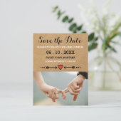 Roze Sweethearts & Arrows Verloving Bewaar de datu Aankondigingskaart (Staand voorkant)