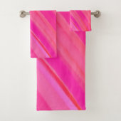 Roze Swirl Abstract Bad Handdoek (Insitu)