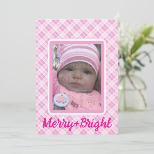 Roze tartan Kerstmis Merry Bright Aangepaste foto Feestdagenkaart (Staand voorkant)
