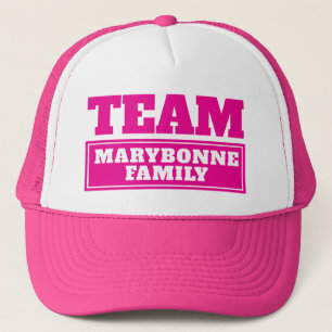 Roze team op maat gesneden teamnaam of familienaam trucker pet