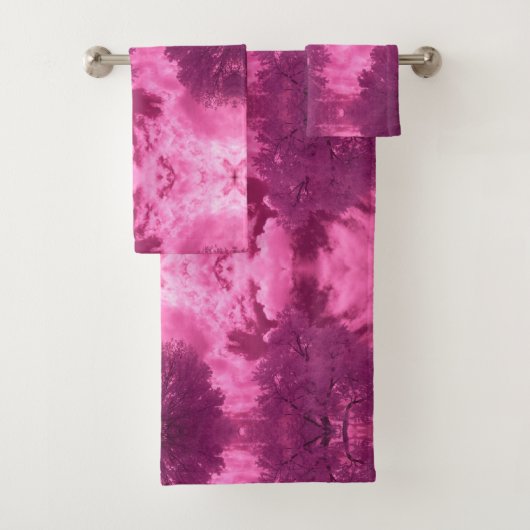 Roze Tinten Infrarood Wolk Bad Handdoek (Insitu)