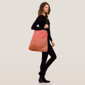 Roze tinten van blos crossbody tas (Op model)