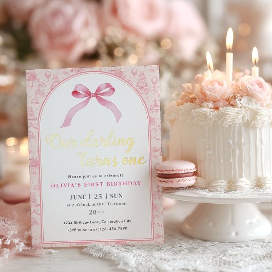 Roze Toile Coquette Bow 1st Verjaardag Meisje Folie Uitnodiging