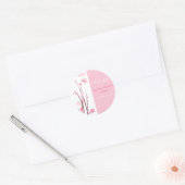 Roze Tortelduifjes Lente Bloemen Baby Aankondiging Ronde Sticker (Envelop)