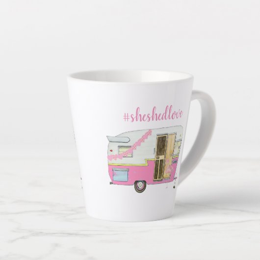 Roze trailer die ze heeft geslikt latte mok (Rechterhoek)