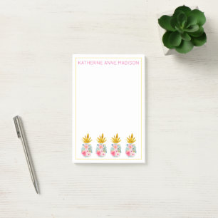Roze tropische bloemen en gouden ananas post-it® notes