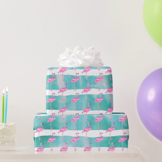 Roze Tropische Flamingo Stripes Cute Birthday Part Cadeaupapier (Feestgeschenken)